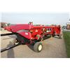 Image 6 : CIH 2208 8 row corn head, flagship single point hookup, knife rolls, hydraulic deck plates, local tr