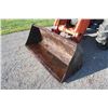 Image 14 : Kubota M9000 4wd tractor, utility special, rops, 2 remotes, 18.4x30, M940 self leveling loader, shut