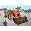 Image 4 : Kubota M9000 4wd tractor, utility special, rops, 2 remotes, 18.4x30, M940 self leveling loader, shut
