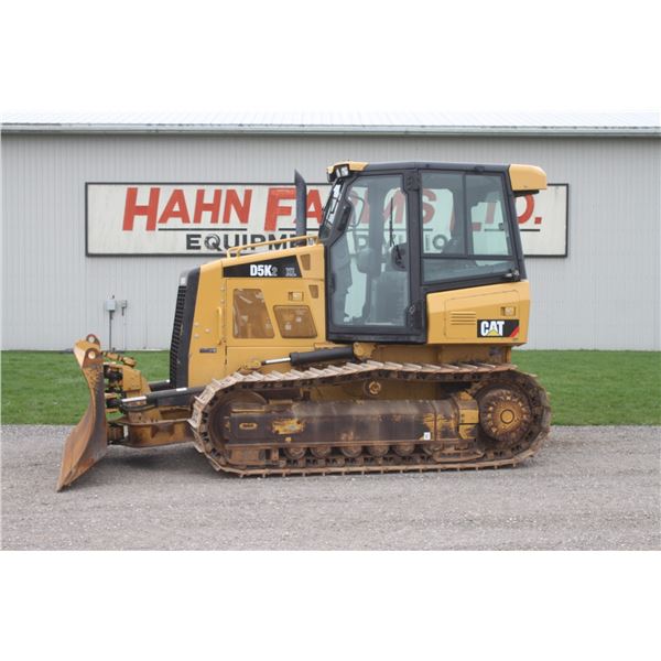 Caterpillar D5K2 XL, 6 way dozer, cab, air, 20" tracks, 4411 hours, well maintained
