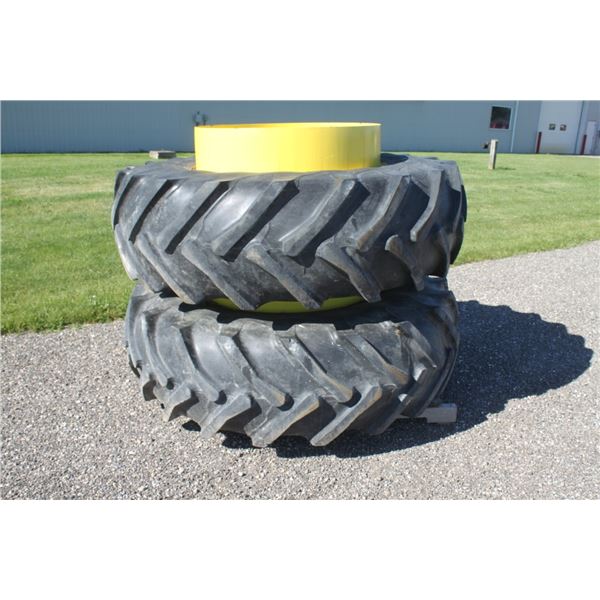Set of 20.8R38 t rail snap on duals