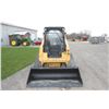 Image 3 : Caterpillar 259D track skidsteer, cab, air, 2 speed, Hyd. Coupler, front auxilary, pilot controls, 3