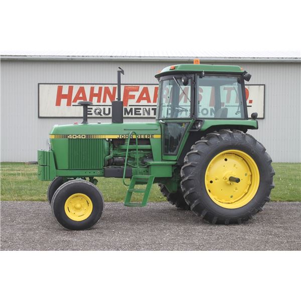 JD 4040 2wd tractor, cab, air, 18.4-38, quad, 2 remotes, front weights, 4699 hours, very nice