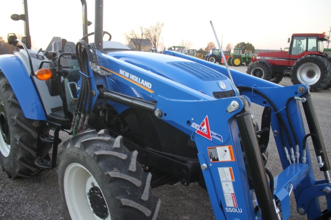 New Holland WorkMaster 75 4wd tractor, left hand reverser, 2 remotes