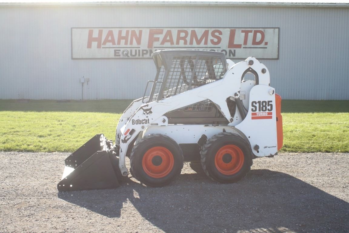 Bobcat S185 skid steer Rops, Power Bob-Tach, advanced hand controls ...