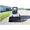 Image 3 : Bobcat S185 skid steer Rops, Power Bob-Tach,  advanced hand controls, hydraulic coupler, low profile
