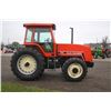 Image 5 : Allis Chalmers 8010 4wd tractor, cab,air, New 520/85R-38, powershift, shows 258 hours, 4800 total ho