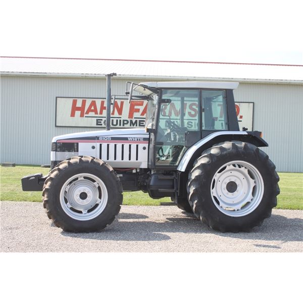 Agco White 6105 4wd tractor, cab, air, 24 x24 shuttle, 3 remotes, 18.4R38, 3040 hours
