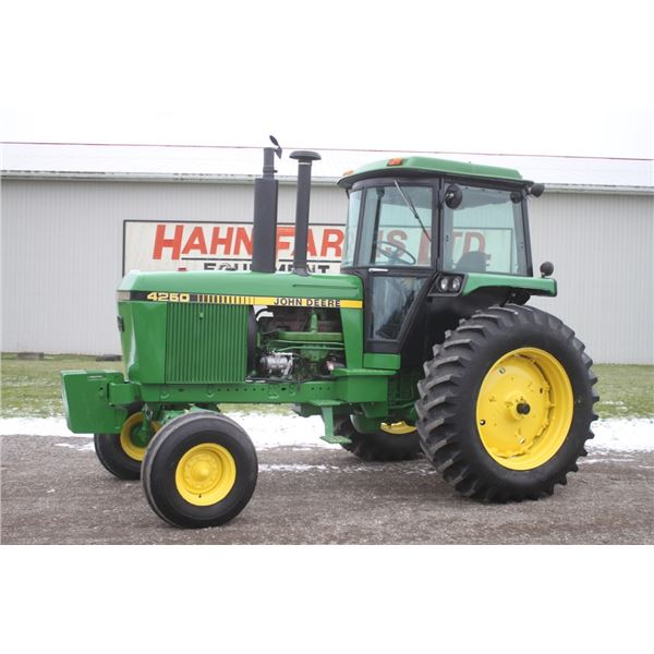 JD 4250 2wd tractor, cab, air, powershift, 2 remotes, 18.4x38 firestone, 5366 hours, local tractor,