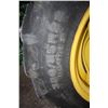 Image 14 : JD 5100M 4wd tractor, rops canopy, 32F/16R Power Reverser Plus, 2 remotes, 300/95R46, loader ready, 