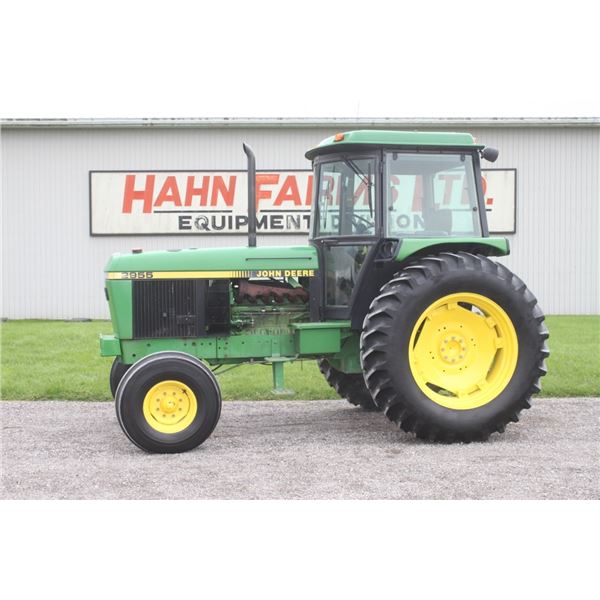 JD 2955 2wd tractor, cab, air, hi-lo, 2 remotes, 18.4x38 2586 hours, very clean, very last of this s