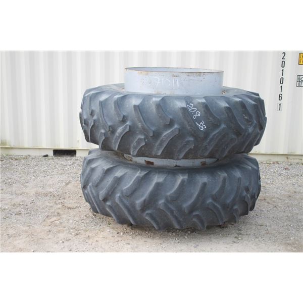 Set of 20.8x38 bias T-rail dual, hardware, Goodyear