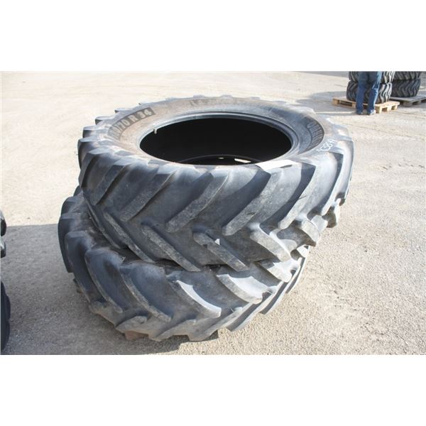 Set of Michelin 18.4x34 tires, 60%