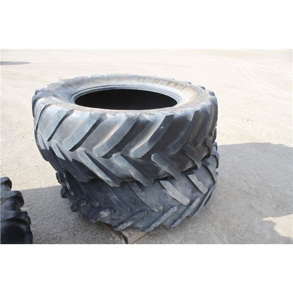 Set of Michelin 18.4x34 tires, 40%