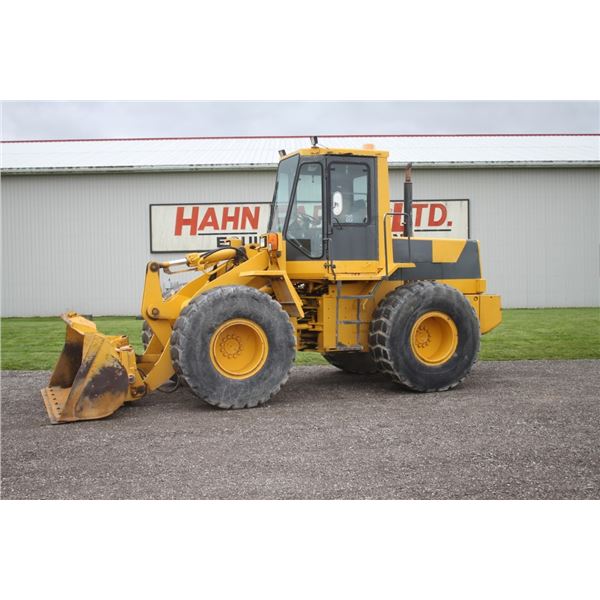 Komatsu WA180  4wd wheel loader, cab, Craig coupler