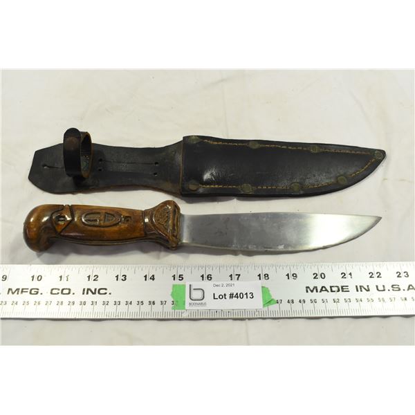 Wooden Handled Hunting Knife w/ Leather Case