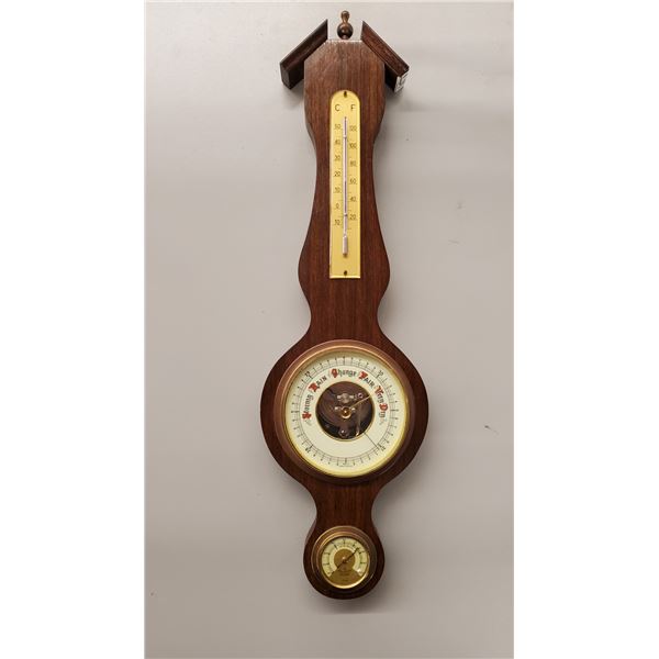 Small Wooden Clock w/ Humidity/Thermostat Meter