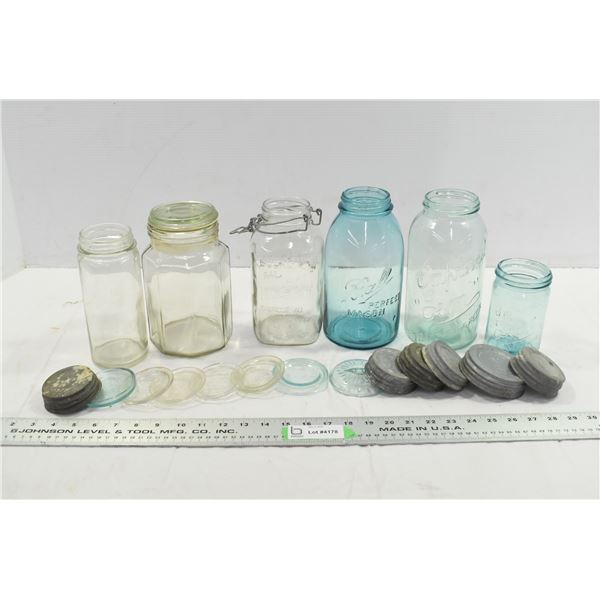 Box of Mason Jars & Lids