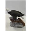 Image 4 : Eagle Carving w/ Chipped Beak & Fake Decorative Horn