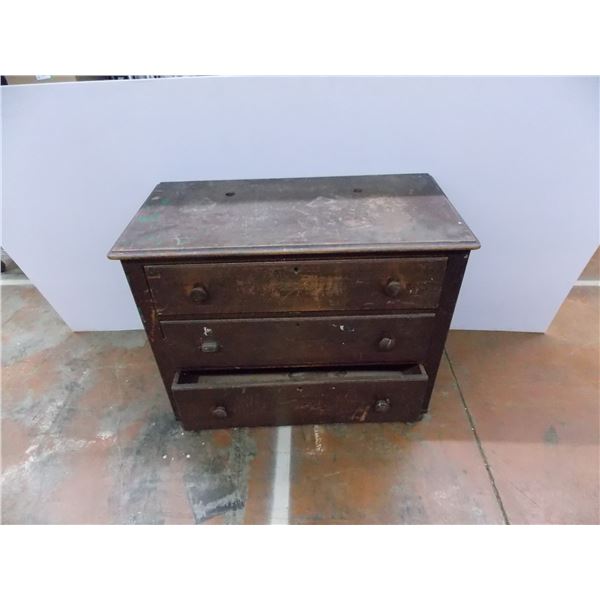 antique dresser - 39x20x34Tall