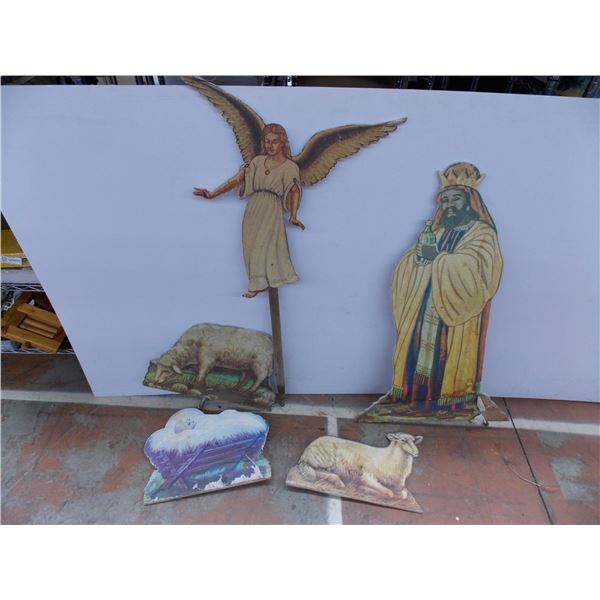 outdoor nativity scene wooden pieces