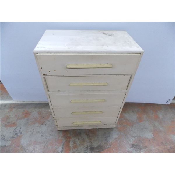 antique 5-drawer dresser