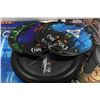 Image 5 : Magic The Gathering Clock, 2 Posters & 1 Naruto Poster