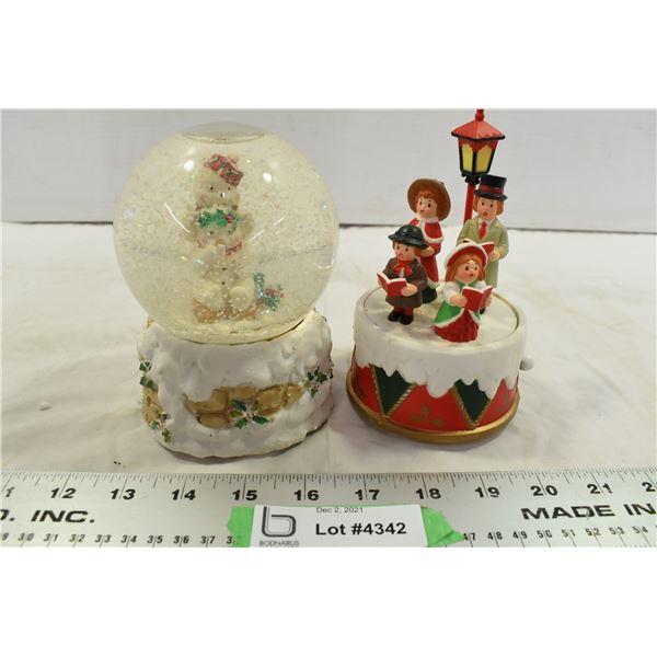 2 Musical Christmas Decorations, 1 Has No Sound