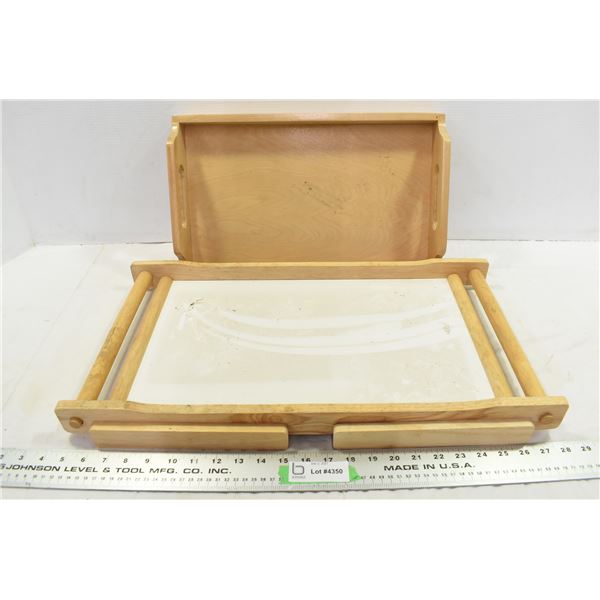 2 Serving Trays, 1 Standing