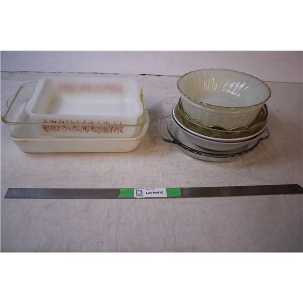 Pie Plates, Casserole dishes (fire king, anchor hockings?)