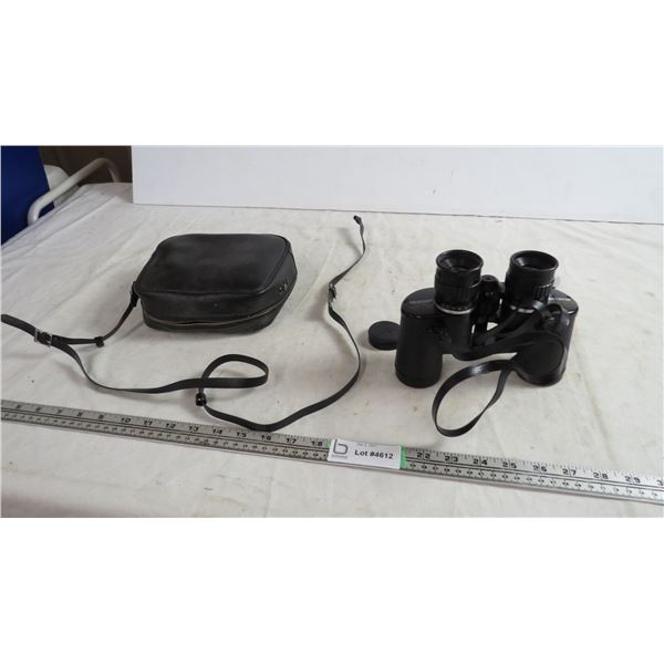 tasco 6x12x32 binoculars + case