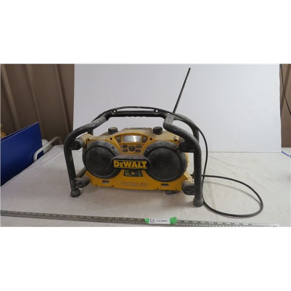 dewalt radio charger (working)
