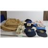Image 1 : purses, telephone, vintage hats