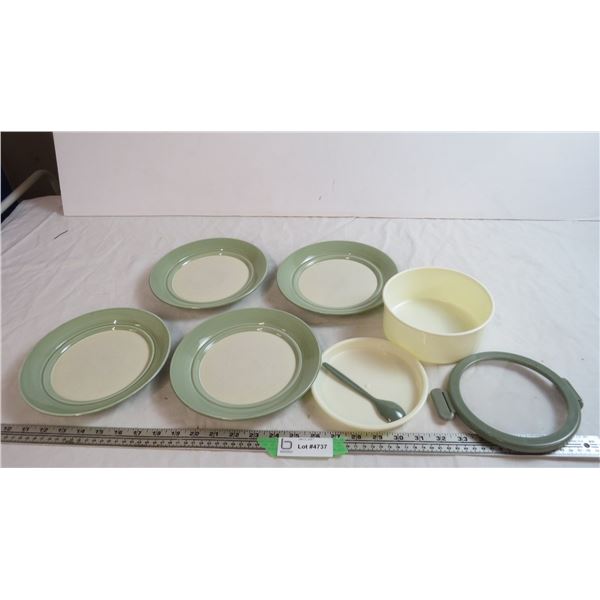 studio nova plates, plastic storage bowl