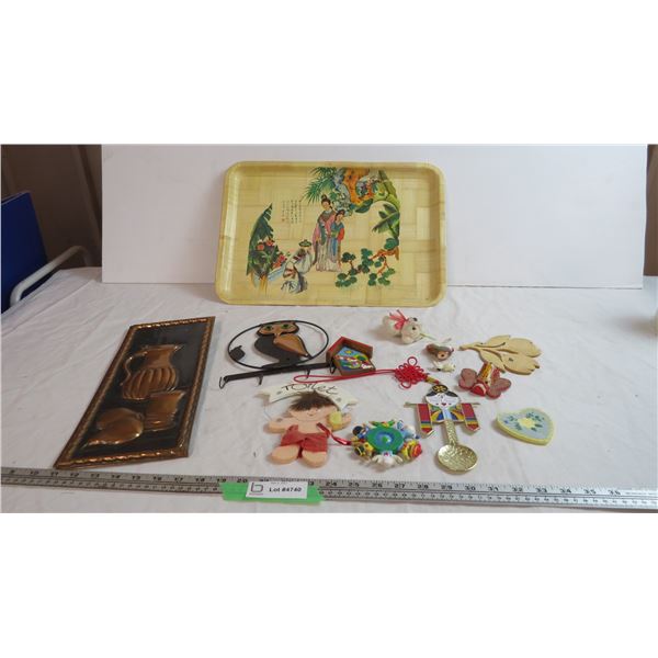 lot of decorative items