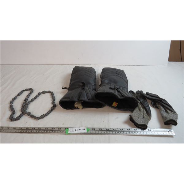 kombi leather medium gloves (used) + unique necklaces