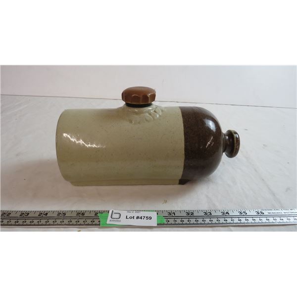 Medalta potteries stoneware feoot warmer