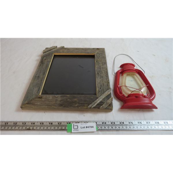 (2) picture frames