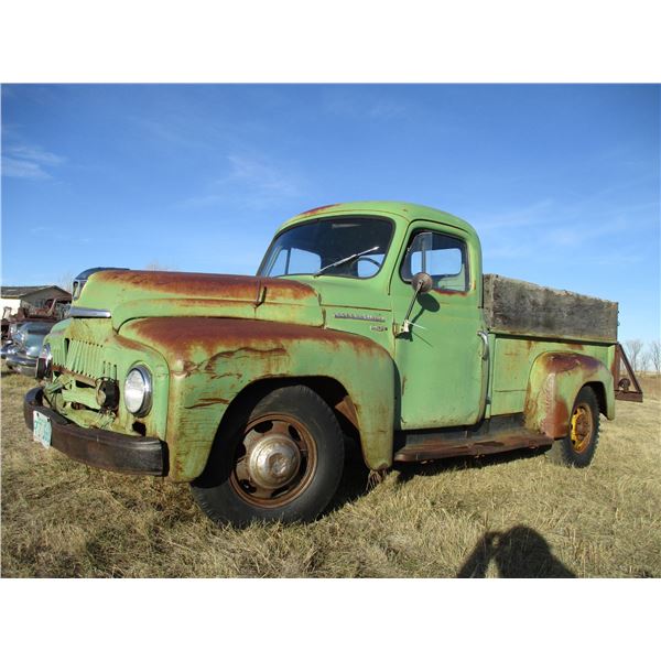 REMOTE PICKUP IN TUGASKE, SK - IHC Model L-120 3/4 Ton Truck - 1953 with 220 motor