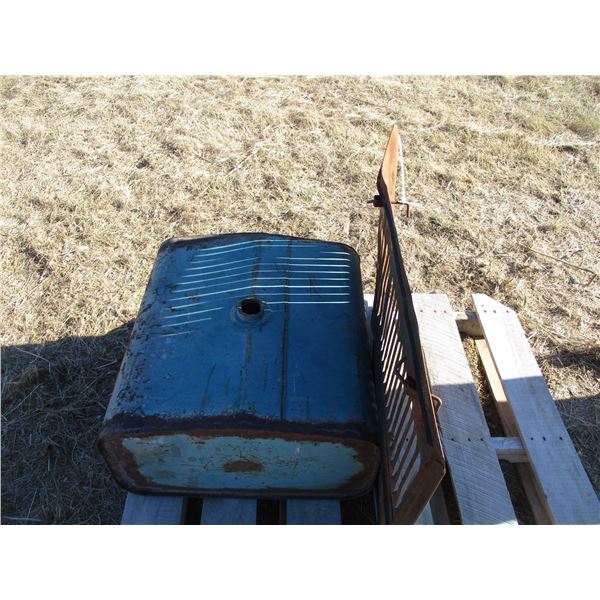 REMOTE PICKUP IN TUGASKE, SK - Oliver Model 99 Tractor Fuel Tank and Engine Cover