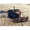 Image 5 : REMOTE PICKUP IN TUGASKE, SK - Vintage cast iron bucket scoop