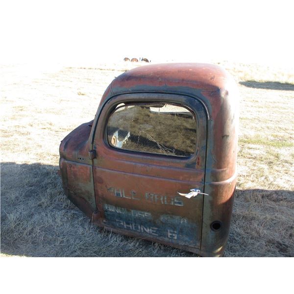 REMOTE PICKUP IN TUGASKE, SK - Dodge Fargo 1940's Truck Cab