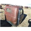 Image 3 : REMOTE PICKUP IN TUGASKE, SK - Dodge Fargo 1940's Truck Cab