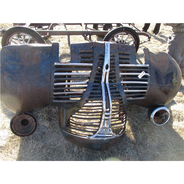 REMOTE PICKUP IN TUGASKE, SK - Dodge Fargo 1940's Truck Front End