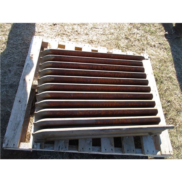 REMOTE PICKUP IN TUGASKE, SK - Gurney vintage radiator - 26"x38" with 11 baffles