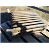 Image 3 : REMOTE PICKUP IN TUGASKE, SK - Gurney vintage radiator - 21"x27" with 9 baffles