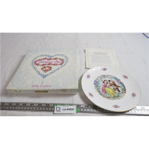 1979 Royal Doulton plate in original box