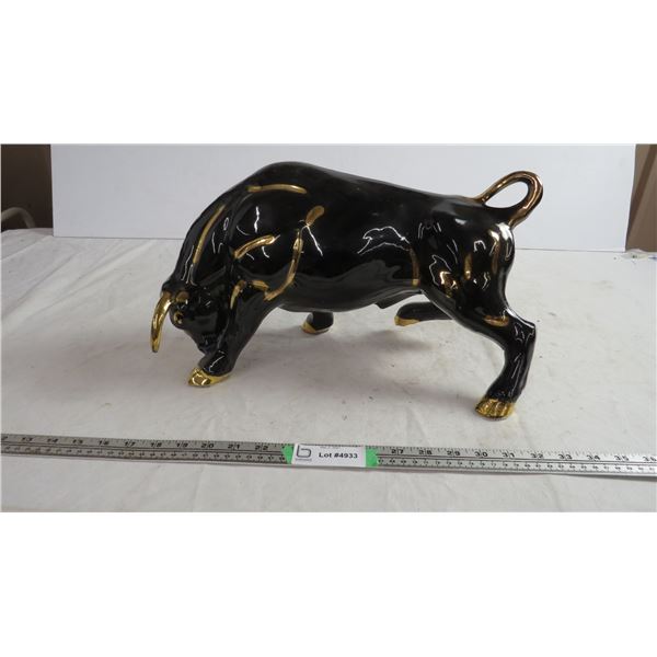 ceramic bull (been repaired)