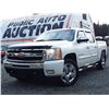 Image 2 : G6 --  2009 CHEVROLET SILVERADO 1500 CREW CAB 4X4 , White , 319682  KM's