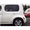 Image 17 : C6 --  2010 NISSAN CUBE , White , 227867  KM's